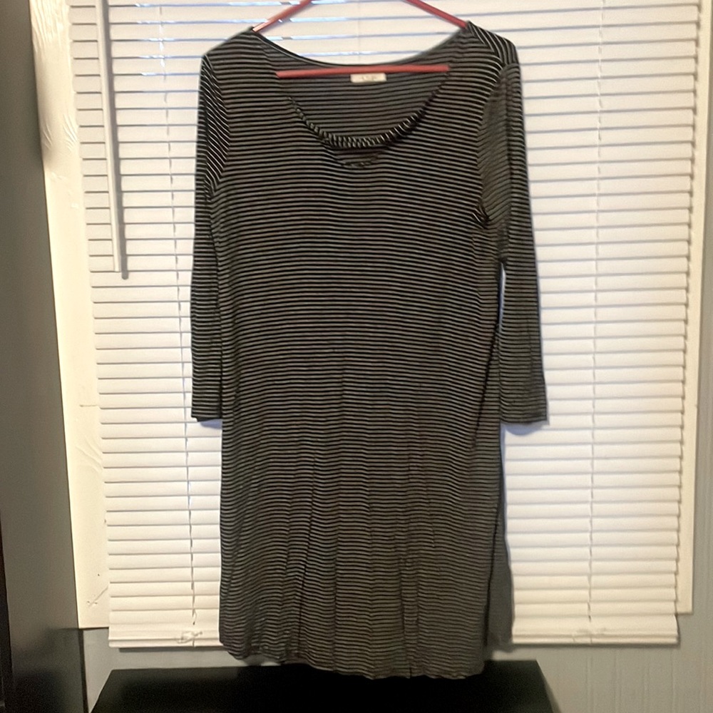 Maurices size m black and white dress